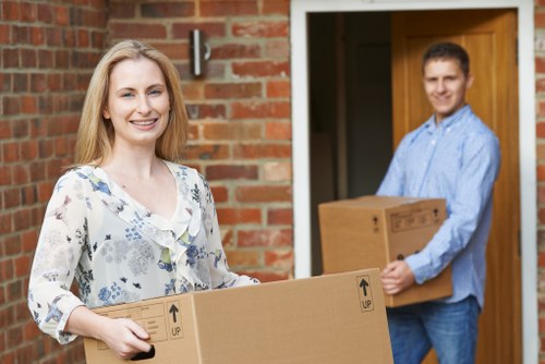 Local removal van serving Customhouse businesses and homes