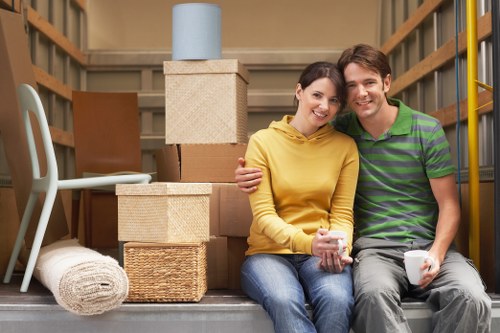 Business relocation support for offices and shops in Customhouse