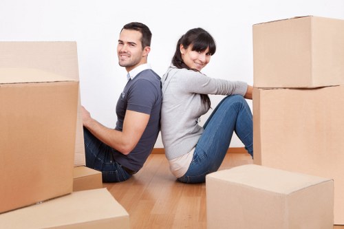 Packing and loading support for a removal van booking in Customhouse